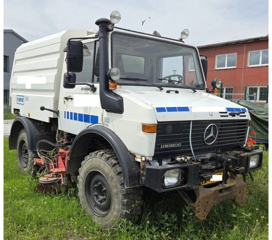 Mercedes-Benz Unimog 1400 +Schmidt SK320 - Stavební technika: obrázek 1 Mercedes-Benz Unimog 1400 +Schmidt SK320 - Stavební technika: obrázek 1