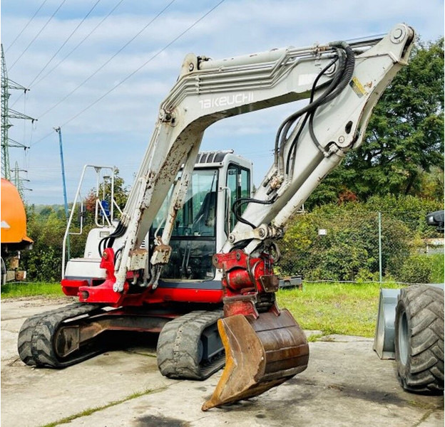 Takeuchi 7t TB175 powertilt - Pásové rýpadlo: obrázek 4 Takeuchi 7t TB175 powertilt - Pásové rýpadlo: obrázek 4