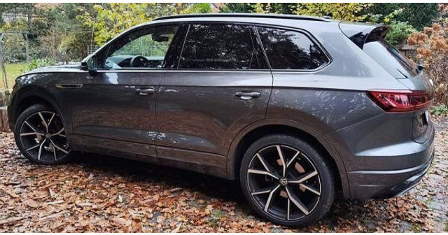 Volkswagen Touareg 3.0 TDi R-line 4-motion - Osobní auto: obrázek 3 Volkswagen Touareg 3.0 TDi R-line 4-motion - Osobní auto: obrázek 3