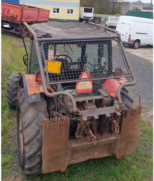 Zetor 9641 Forterra turbo - Lesní traktor: obrázek 3 Zetor 9641 Forterra turbo - Lesní traktor: obrázek 3