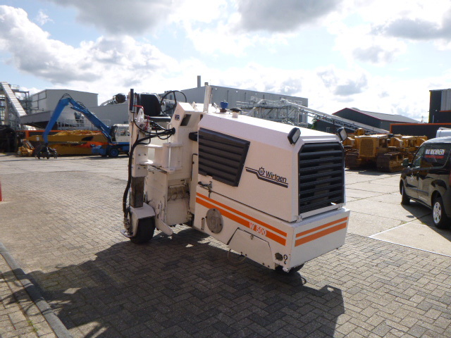 WIRTGEN W500 - Silniční fréza: obrázek 4 WIRTGEN W500 - Silniční fréza: obrázek 4