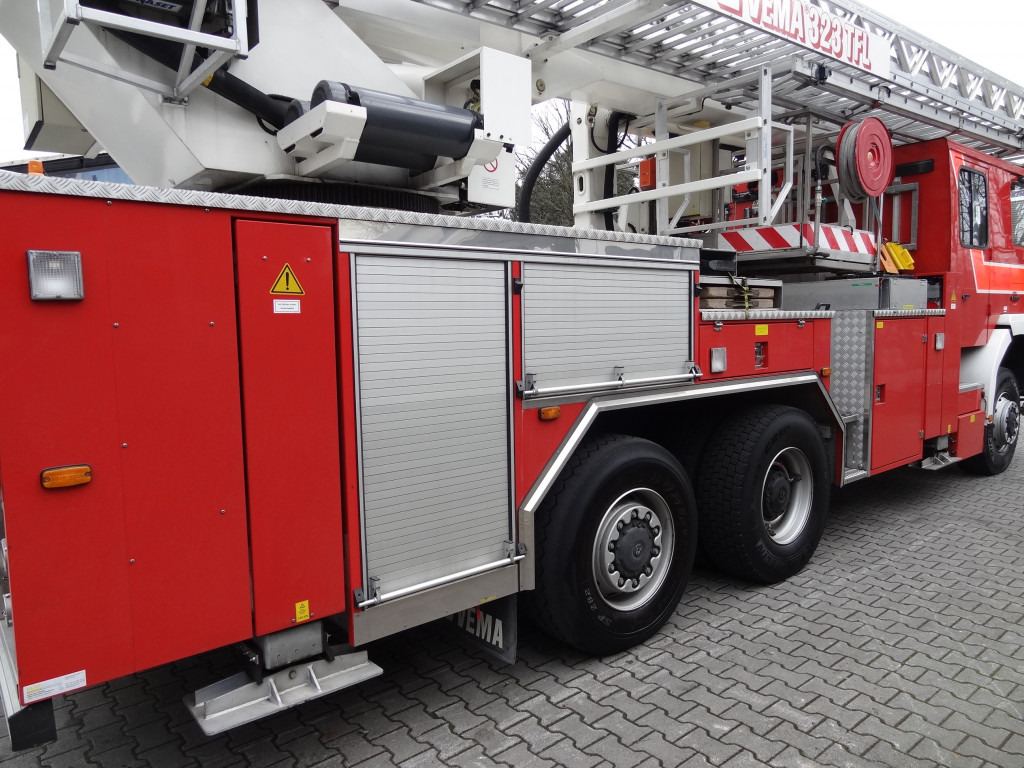 MAN FE 410 6X6 Feuerwehr Vema Lift 32 Meter - Autoplošina: obrázek 4 MAN FE 410 6X6 Feuerwehr Vema Lift 32 Meter - Autoplošina: obrázek 4