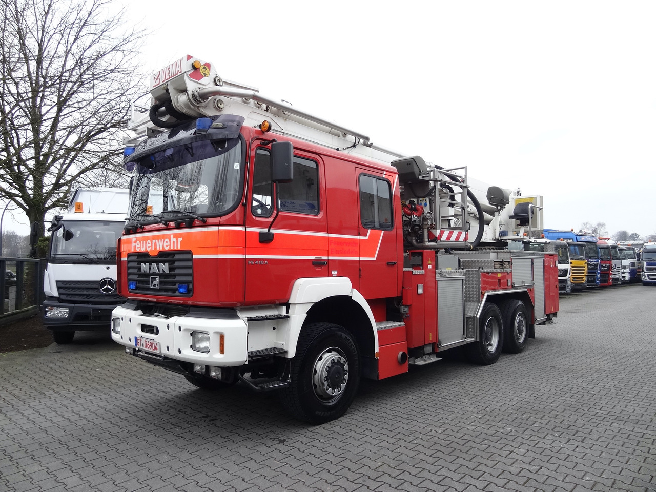 MAN FE 410 6X6 Feuerwehr Vema Lift 32 Meter - Autoplošina: obrázek 1 MAN FE 410 6X6 Feuerwehr Vema Lift 32 Meter - Autoplošina: obrázek 1