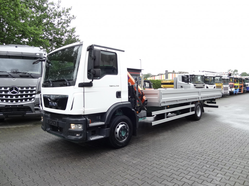 MAN TGM 15.250 Pesci SE78/2 Kran - Auto s hydraulickou rukou, Nákladní automobil valníkový/ Plošinový: obrázek 1 MAN TGM 15.250 Pesci SE78/2 Kran - Auto s hydraulickou rukou, Nákladní automobil valníkový/ Plošinový: obrázek 1