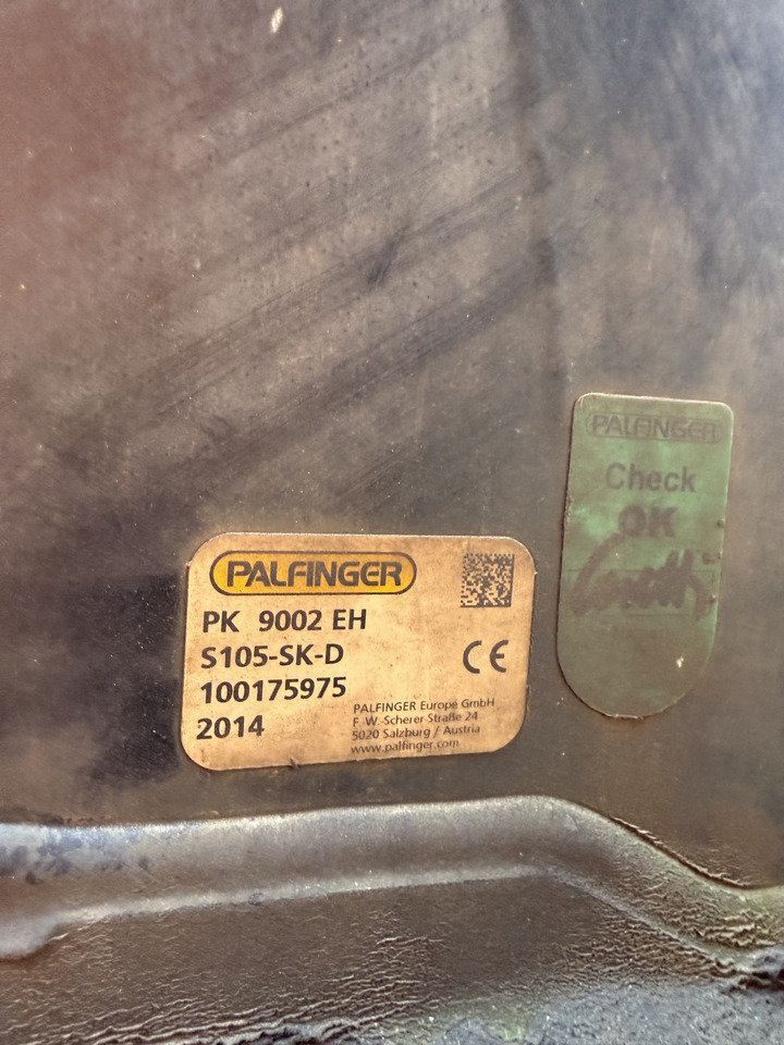 Mercedes-Benz Actros 1827 Kran Palfinger PK 9002 - Plachtový nákladní auto, Auto s hydraulickou rukou: obrázek 5 Mercedes-Benz Actros 1827 Kran Palfinger PK 9002 - Plachtový nákladní auto, Auto s hydraulickou rukou: obrázek 5