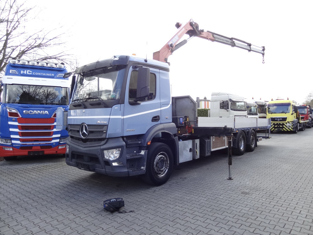Mercedes-Benz Actros 2533 6X2 HMF 1820 Langmaterial - Nákladní automobil valníkový/ Plošinový, Auto s hydraulickou rukou: obrázek 1 Mercedes-Benz Actros 2533 6X2 HMF 1820 Langmaterial - Nákladní automobil valníkový/ Plošinový, Auto s hydraulickou rukou: obrázek 1