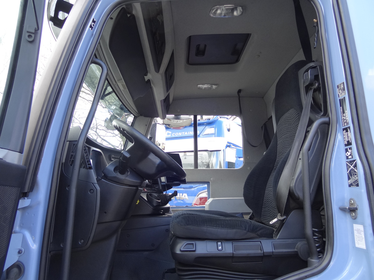 Mercedes-Benz Actros 2533 6X2 HMF 1820 Langmaterial - Nákladní automobil valníkový/ Plošinový, Auto s hydraulickou rukou: obrázek 4 Mercedes-Benz Actros 2533 6X2 HMF 1820 Langmaterial - Nákladní automobil valníkový/ Plošinový, Auto s hydraulickou rukou: obrázek 4