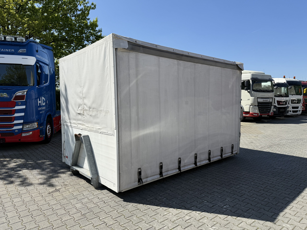 Plane/ Mulde/ Container Ex- Rotes Kreuz - Hákový kontejner: obrázek 1 Plane/ Mulde/ Container Ex- Rotes Kreuz - Hákový kontejner: obrázek 1