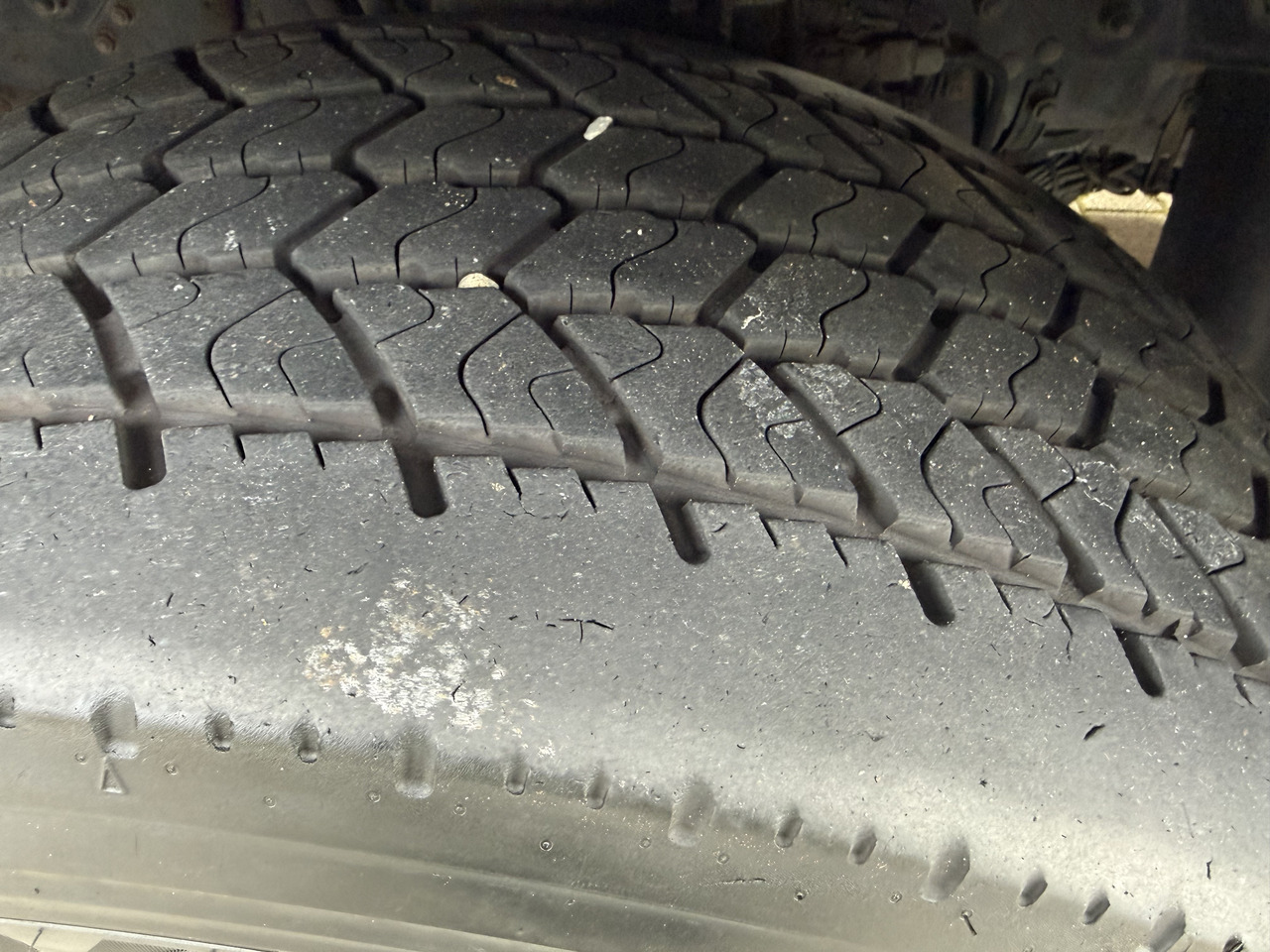 Scania G480 6X4 Kran Effer 255 6S bis 20.5 Meter - Auto s hydraulickou rukou, Tahač: obrázek 4 Scania G480 6X4 Kran Effer 255 6S bis 20.5 Meter - Auto s hydraulickou rukou, Tahač: obrázek 4