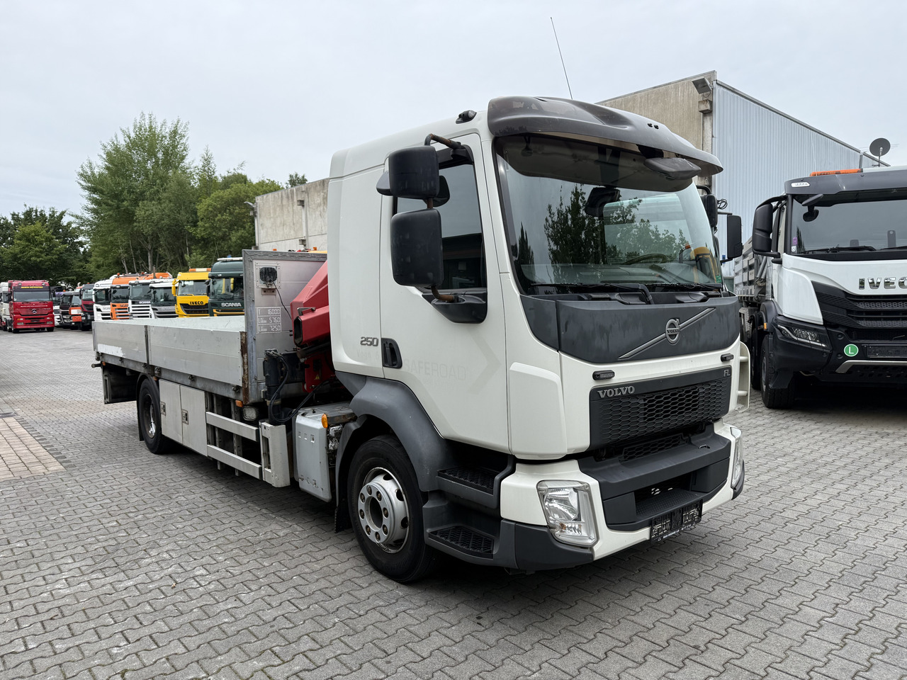 Auto s hydraulickou rukou Volvo FL250.16 HMF 875 K3: obrázek 11