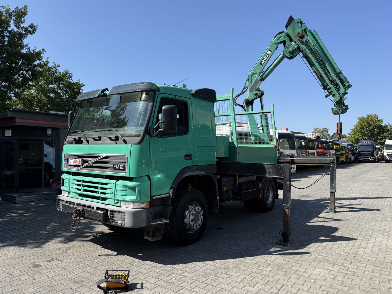 Volvo FM12 420 4X4 Kran MKG 300 bis 24 Meter - Auto s hydraulickou rukou: obrázek 1 Volvo FM12 420 4X4 Kran MKG 300 bis 24 Meter - Auto s hydraulickou rukou: obrázek 1