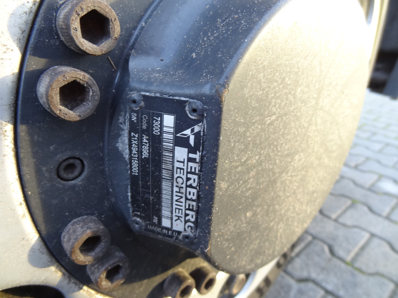 Volvo FM420 4X4 X-Track - Podvozek s kabinou: obrázek 2 Volvo FM420 4X4 X-Track - Podvozek s kabinou: obrázek 2