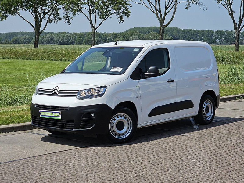Citroën Berlingo 1.5 L1 Airco Navi Euro6! - Dodávka skřín: obrázek 2 Citroën Berlingo 1.5 L1 Airco Navi Euro6! - Dodávka skřín: obrázek 2