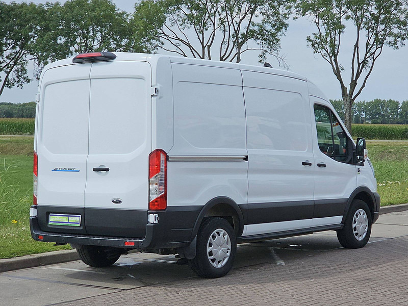 Ford E-Transit L2H2 68kWh Navi AC! - Furgon, Elektrická dodávka: obrázek 3 Ford E-Transit L2H2 68kWh Navi AC! - Furgon, Elektrická dodávka: obrázek 3
