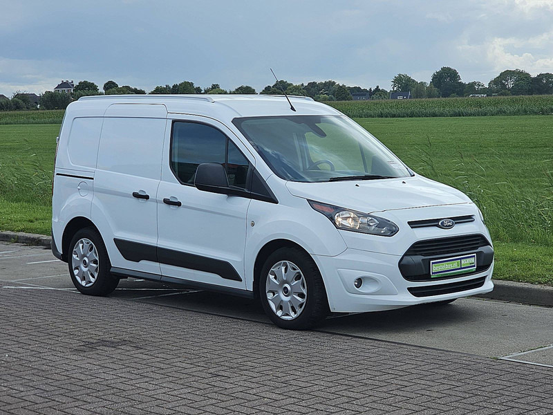 Ford Transit Connect  L1 Navi 3-Zits Euro6 - Dodávka skřín: obrázek 5 Ford Transit Connect  L1 Navi 3-Zits Euro6 - Dodávka skřín: obrázek 5