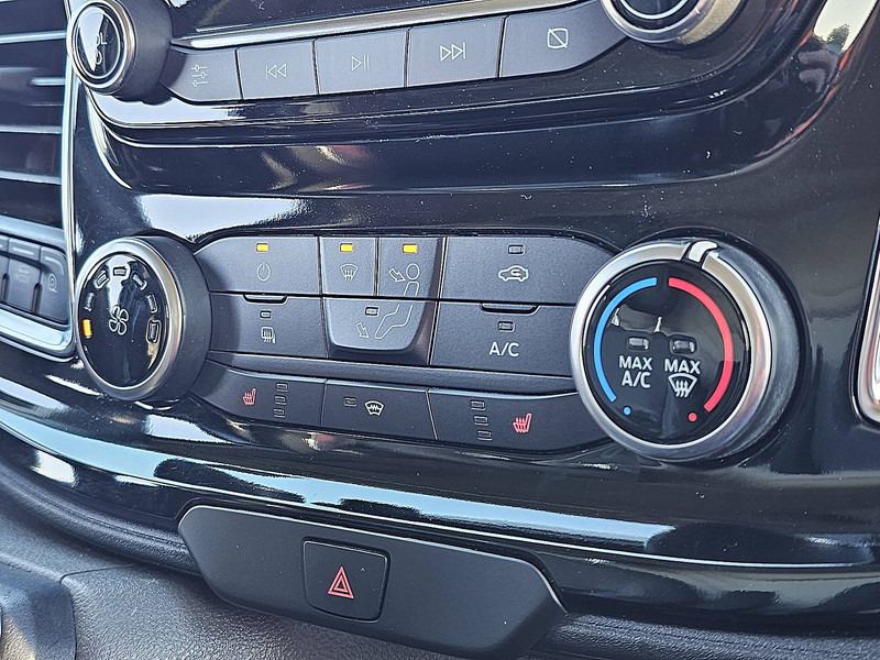 Malá dodávka Ford Transit Custom 2.0 L2H1 185PK Sport Aut: obrázek 10