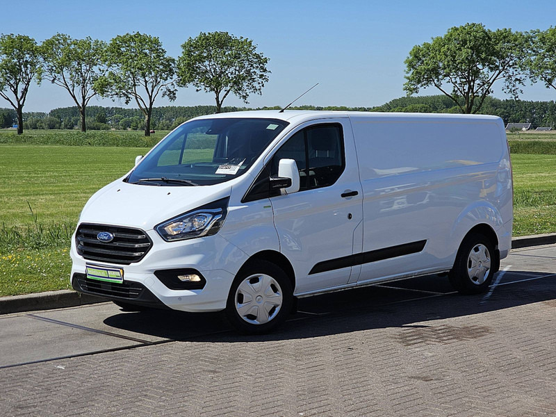 Ford Transit Custom 2.0 L2H1 Navi Euro6 AC! - Malá dodávka: obrázek 2 Ford Transit Custom 2.0 L2H1 Navi Euro6 AC! - Malá dodávka: obrázek 2