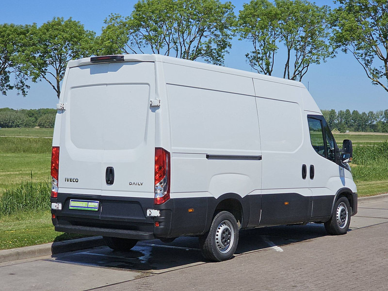 Iveco Daily 35S14 HI- MATIC L2H2 LED - Furgon: obrázek 3 Iveco Daily 35S14 HI- MATIC L2H2 LED - Furgon: obrázek 3