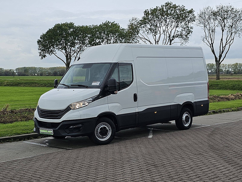 Iveco Daily 35S14 L2H2 3.5T-AHG Euro6! - Furgon: obrázek 2 Iveco Daily 35S14 L2H2 3.5T-AHG Euro6! - Furgon: obrázek 2
