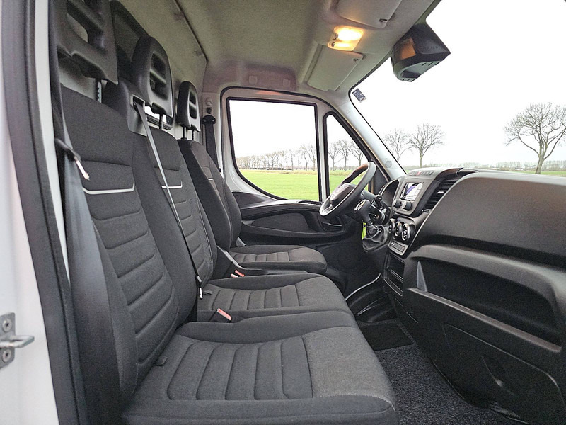 Furgon Iveco Daily 35S16 L4H2 Maxi Automaat: obrázek 7 Furgon Iveco Daily 35S16 L4H2 Maxi Automaat: obrázek 7