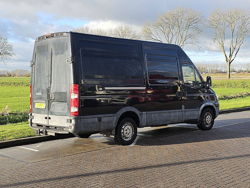 Iveco Daily - Furgon: obrázek 3 Iveco Daily - Furgon: obrázek 3