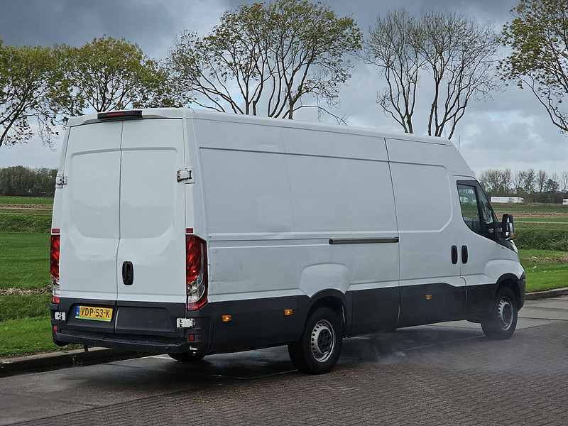 Iveco Daily - Furgon: obrázek 3 Iveco Daily - Furgon: obrázek 3