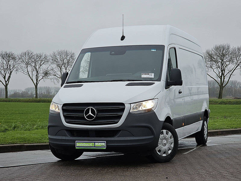 Mercedes-Benz Sprinter 215 ac automaat EURO6 - Furgon: obrázek 1 Mercedes-Benz Sprinter 215 ac automaat EURO6 - Furgon: obrázek 1
