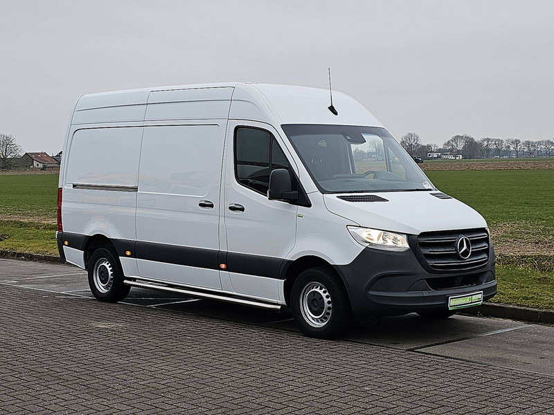 Mercedes-Benz Sprinter 311 L2H2 Wp-Inrichting ! - Furgon: obrázek 5 Mercedes-Benz Sprinter 311 L2H2 Wp-Inrichting ! - Furgon: obrázek 5