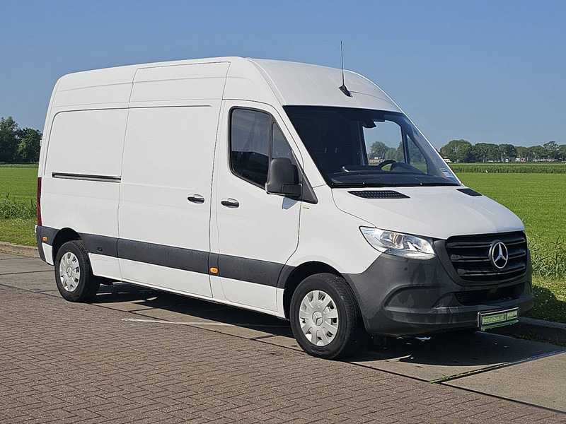Mercedes-Benz Sprinter 314 CDI AUT. L2H2 - Furgon: obrázek 5 Mercedes-Benz Sprinter 314 CDI AUT. L2H2 - Furgon: obrázek 5