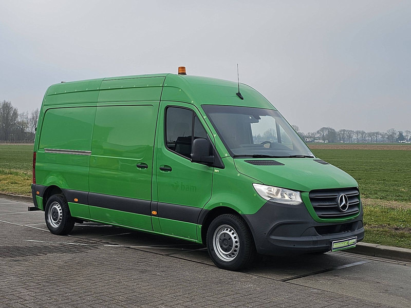 Mercedes-Benz Sprinter 314 L2H2 Mbux Euro6 AC! - Furgon: obrázek 5 Mercedes-Benz Sprinter 314 L2H2 Mbux Euro6 AC! - Furgon: obrázek 5