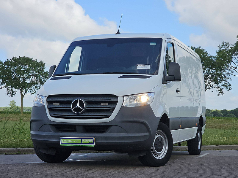 Mercedes-Benz Sprinter 314 ac MBUX EURO6 - Furgon: obrázek 1 Mercedes-Benz Sprinter 314 ac MBUX EURO6 - Furgon: obrázek 1