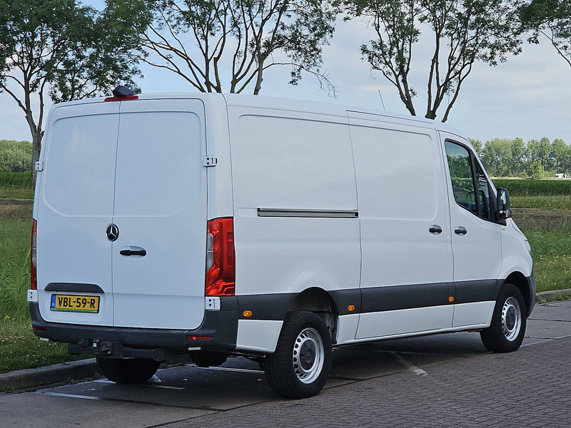 Mercedes-Benz Sprinter 314 ac MBUX EURO6 - Furgon: obrázek 3 Mercedes-Benz Sprinter 314 ac MBUX EURO6 - Furgon: obrázek 3
