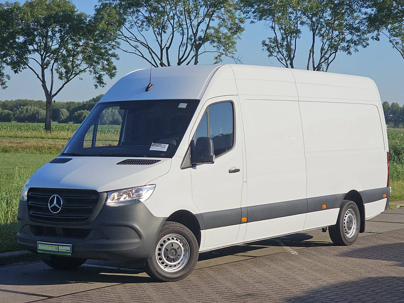 Mercedes-Benz Sprinter 315 L3H2 Maxi Mbux Euro6 - Furgon: obrázek 2 Mercedes-Benz Sprinter 315 L3H2 Maxi Mbux Euro6 - Furgon: obrázek 2