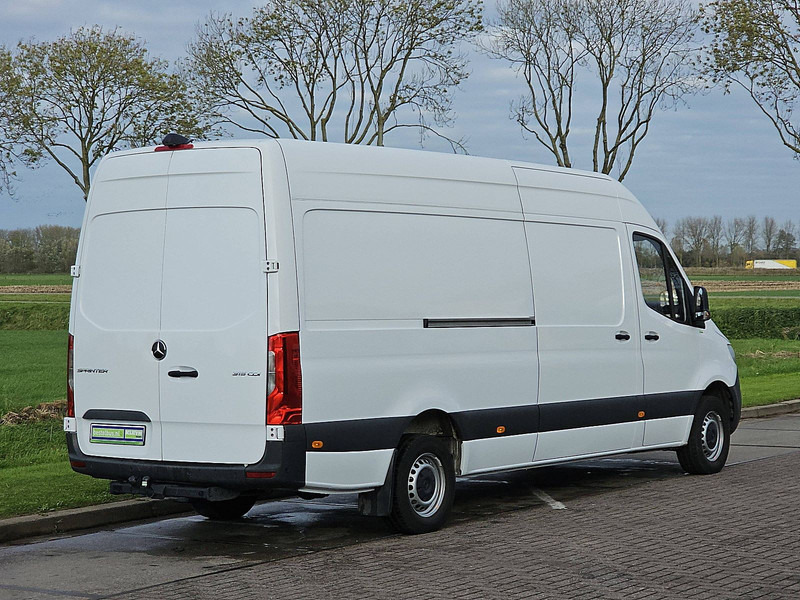 Mercedes-Benz Sprinter 315 L3H2 Mbux Airco Eur6 - Furgon: obrázek 3 Mercedes-Benz Sprinter 315 L3H2 Mbux Airco Eur6 - Furgon: obrázek 3