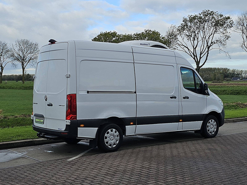 Mercedes-Benz Sprinter 316 L2H2 Koelwagen Mbux - Chladící dodávka: obrázek 3 Mercedes-Benz Sprinter 316 L2H2 Koelwagen Mbux - Chladící dodávka: obrázek 3