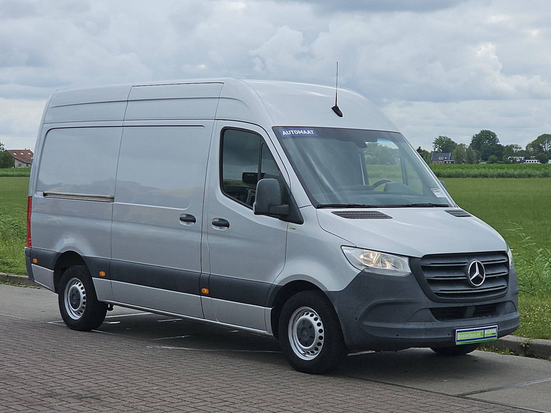 Mercedes-Benz Sprinter 316 L2H2 RWD Mbux Autom! - Furgon: obrázek 5 Mercedes-Benz Sprinter 316 L2H2 RWD Mbux Autom! - Furgon: obrázek 5