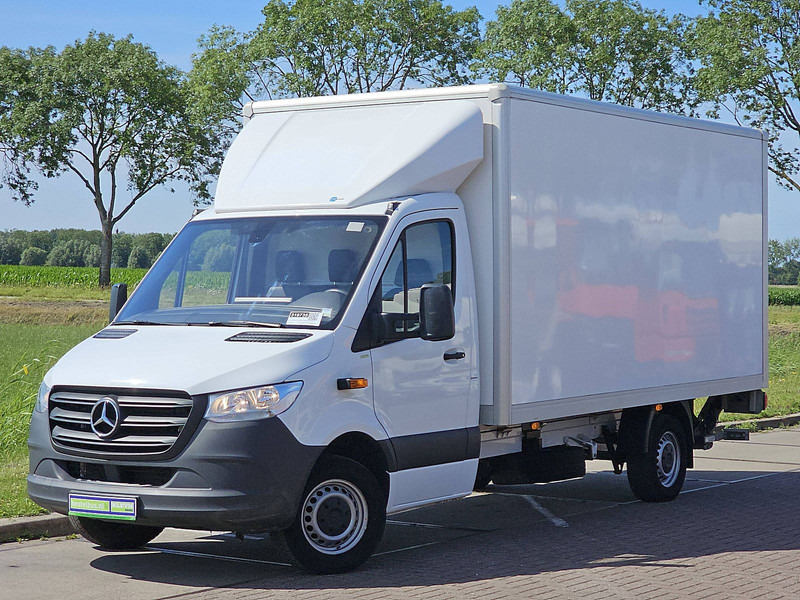 Mercedes-Benz Sprinter 317 Bakwagen Laadklep! - Dodávka skřín: obrázek 2 Mercedes-Benz Sprinter 317 Bakwagen Laadklep! - Dodávka skřín: obrázek 2