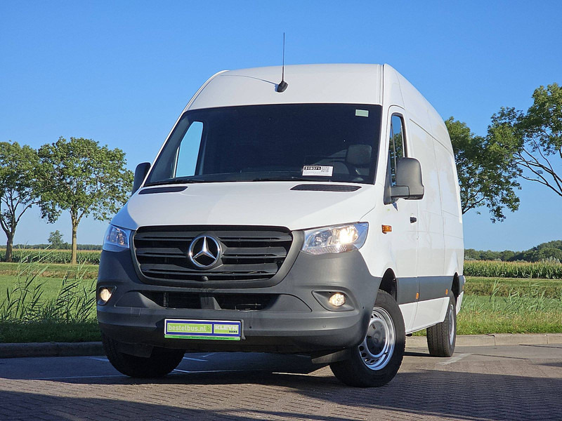 Mercedes-Benz Sprinter 317 L2H2 Navi Euro6 - Furgon: obrázek 1 Mercedes-Benz Sprinter 317 L2H2 Navi Euro6 - Furgon: obrázek 1