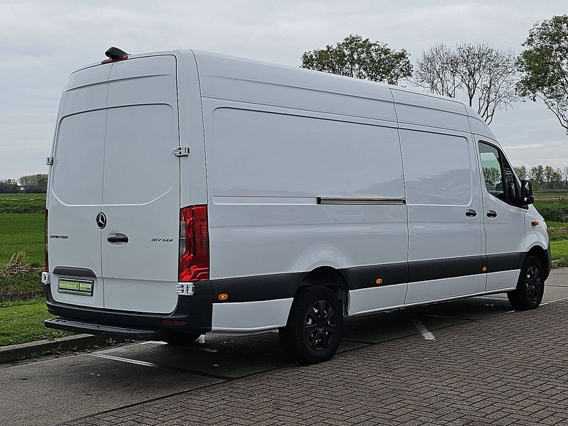 Mercedes-Benz Sprinter 317 L3H2 Maxi Navi - Furgon: obrázek 3 Mercedes-Benz Sprinter 317 L3H2 Maxi Navi - Furgon: obrázek 3