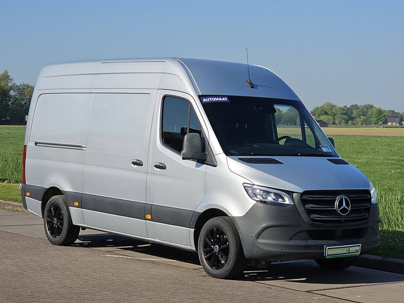 Mercedes-Benz Sprinter 319 L2H2 3.0Ltr V6 LED! - Furgon: obrázek 5 Mercedes-Benz Sprinter 319 L2H2 3.0Ltr V6 LED! - Furgon: obrázek 5