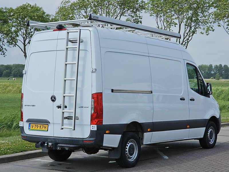 Mercedes-Benz Sprinter 319 L2H2 3.5T-Trekhaak! - Furgon: obrázek 3 Mercedes-Benz Sprinter 319 L2H2 3.5T-Trekhaak! - Furgon: obrázek 3