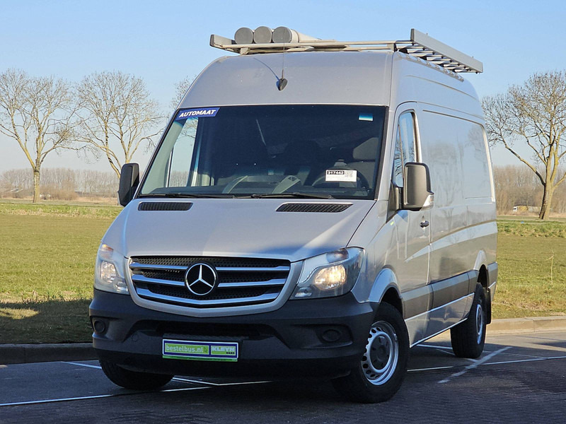 Mercedes-Benz Sprinter 319 L2H2 V6 3.0 3.5T-AHG - Furgon: obrázek 1 Mercedes-Benz Sprinter 319 L2H2 V6 3.0 3.5T-AHG - Furgon: obrázek 1