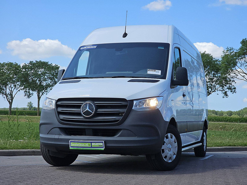 Mercedes-Benz eSprinter L2H2 35 KWH - Furgon, Elektrická dodávka: obrázek 1 Mercedes-Benz eSprinter L2H2 35 KWH - Furgon, Elektrická dodávka: obrázek 1