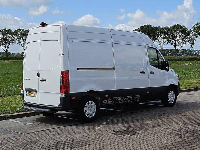 Mercedes-Benz eSprinter L2H2 41kWh Automaat! - Furgon, Elektrická dodávka: obrázek 3 Mercedes-Benz eSprinter L2H2 41kWh Automaat! - Furgon, Elektrická dodávka: obrázek 3