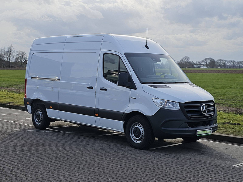Mercedes-Benz eSprinter L2H2 47 kWh Airco! - Furgon, Elektrická dodávka: obrázek 5 Mercedes-Benz eSprinter L2H2 47 kWh Airco! - Furgon, Elektrická dodávka: obrázek 5