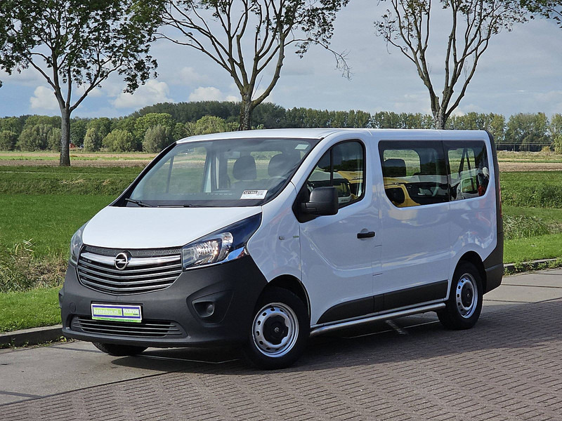 Opel Vivaro 1.6 L1 Combi 9p Airco - Minibus, Mikrobus: obrázek 2 Opel Vivaro 1.6 L1 Combi 9p Airco - Minibus, Mikrobus: obrázek 2