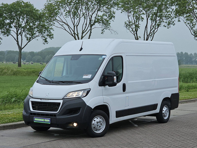 Peugeot Boxer 2.2 L2H2 Navi Euro6 AC! - Furgon: obrázek 2 Peugeot Boxer 2.2 L2H2 Navi Euro6 AC! - Furgon: obrázek 2