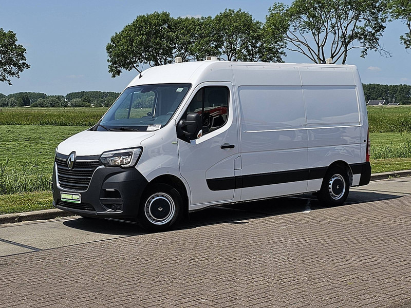 Renault Master 2.3 DCI 130 L2H2 - Furgon: obrázek 2 Renault Master 2.3 DCI 130 L2H2 - Furgon: obrázek 2