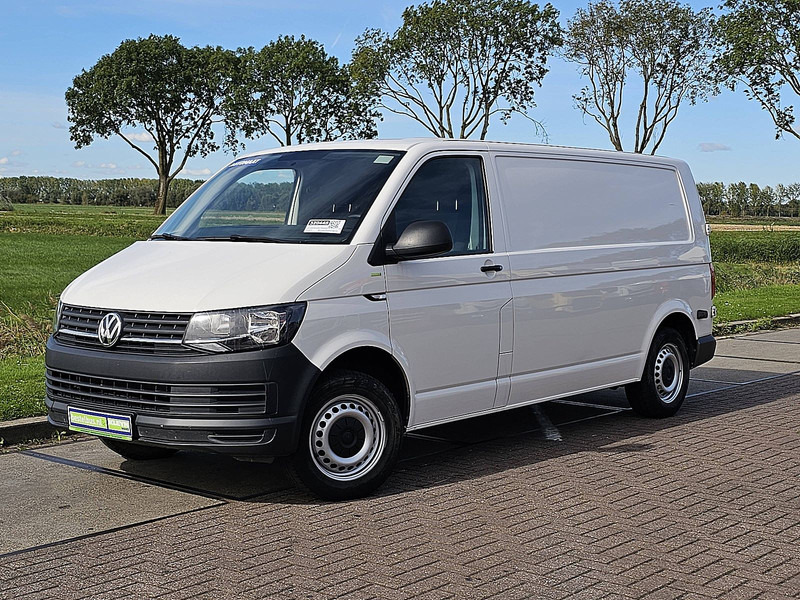 Volkswagen Transporter 2.0 TDI L2H1 Navi Euro6 - Malá dodávka: obrázek 2 Volkswagen Transporter 2.0 TDI L2H1 Navi Euro6 - Malá dodávka: obrázek 2