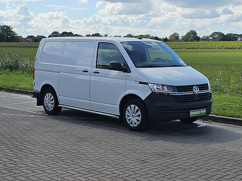 Volkswagen Transporter 2.0 TDI ac carplay EURO6 - Malá dodávka: obrázek 5 Volkswagen Transporter 2.0 TDI ac carplay EURO6 - Malá dodávka: obrázek 5